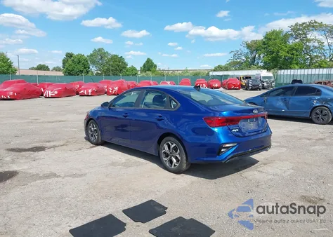 2020 Kia Forte Lxs z USA, uszkodzony, nr VIN 3KPF24AD7LE187522